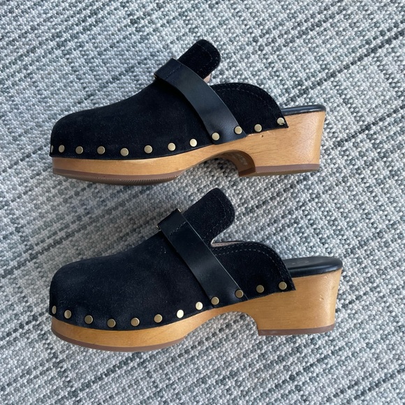Coach size 5.5 black suede clogs - Picture 3 of 5